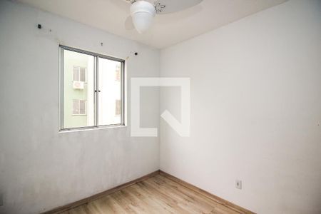 Quarto 2 de apartamento para alugar com 2 quartos, 40m² em Restinga, Porto Alegre