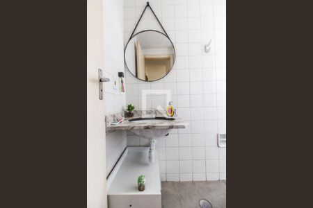 Banheiro de apartamento para alugar com 2 quartos, 57m² em Parque Viana, Barueri