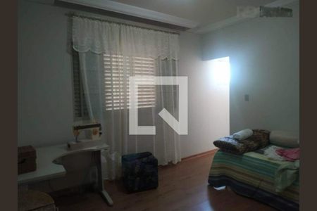 Casa à venda com 3 quartos, 250m² em Pompéia, Belo Horizonte