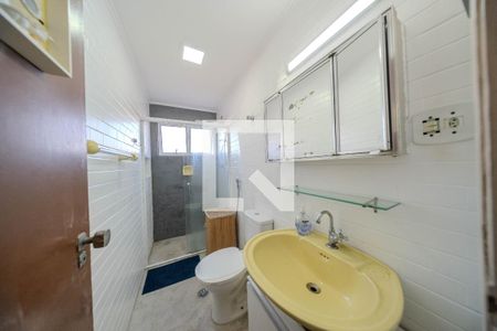 Banheiro de kitnet/studio para alugar com 1 quarto, 30m² em Bela Vista, São Paulo