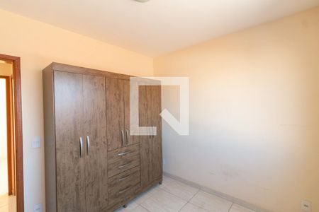 Apartamento à venda com 2 quartos, 60m² em Serrano, Belo Horizonte