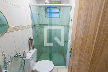 banheiro de apartamento para alugar com 2 quartos, 100m² em Vila Cloris, Belo Horizonte