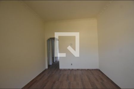 Sala de casa para alugar com 3 quartos, 200m² em Cascadura, Rio de Janeiro