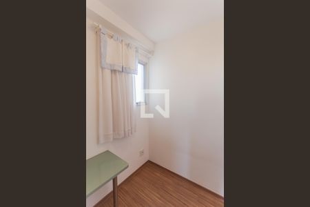 Escritório de apartamento para alugar com 2 quartos, 75m² em Serra, Belo Horizonte