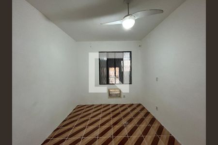 Quarto 1 de casa para alugar com 2 quartos, 75m² em Osvaldo Cruz, Rio de Janeiro