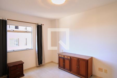 Suíte de apartamento para alugar com 2 quartos, 86m² em Funcionários, Belo Horizonte