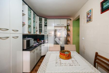 Cozinha de casa para alugar com 3 quartos, 264m² em Jardim Record, Taboão da Serra