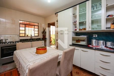 Cozinha de casa para alugar com 3 quartos, 264m² em Jardim Record, Taboão da Serra