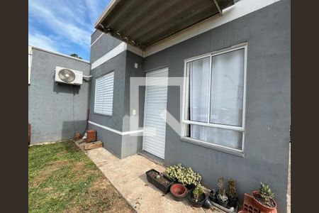 Área externa de casa para alugar com 2 quartos, 50m² em Boa Saúde, Novo Hamburgo