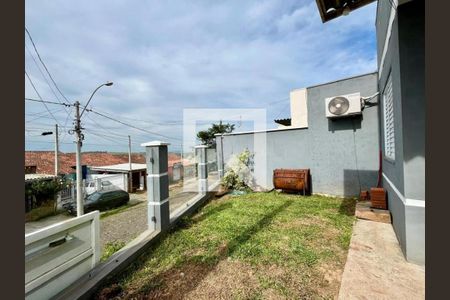 Área externa de casa para alugar com 2 quartos, 50m² em Boa Saúde, Novo Hamburgo