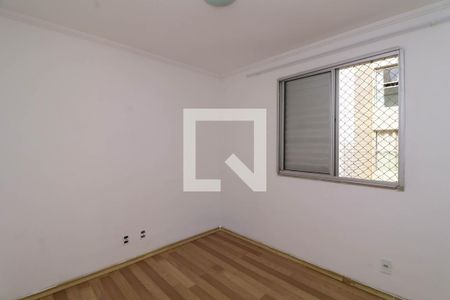 Quarto 1 de apartamento para alugar com 2 quartos, 48m² em Vila Indiana, Taboão da Serra