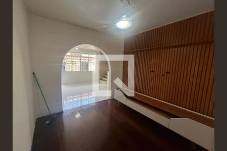 Casa para alugar com 3 quartos, 200m² em Portuguesa, Rio de Janeiro