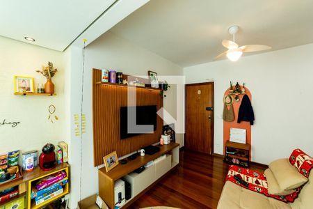 Sala de apartamento à venda com 4 quartos, 130m² em Santa Tereza, Belo Horizonte