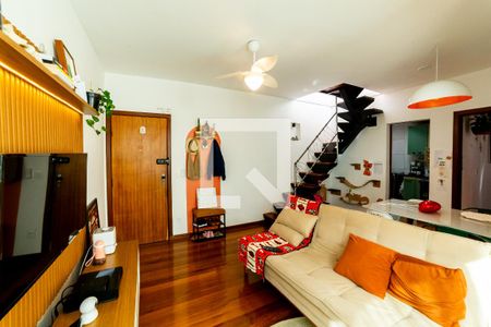 Sala de apartamento à venda com 4 quartos, 130m² em Santa Tereza, Belo Horizonte