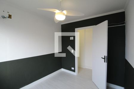 Quarto 1 de apartamento para alugar com 2 quartos, 48m² em Camorim, Rio de Janeiro
