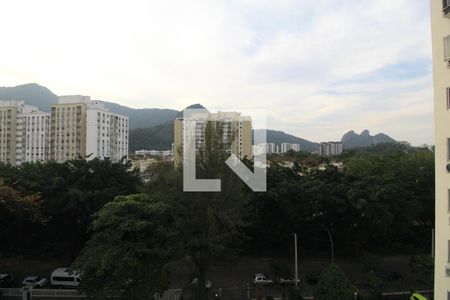 Quarto 2 - Vista de apartamento para alugar com 2 quartos, 48m² em Camorim, Rio de Janeiro