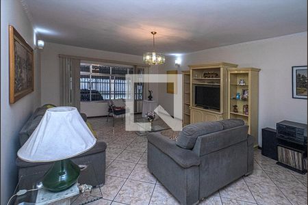 Casa para alugar com 3 quartos, 145m² em Vila Brasilina, São Paulo