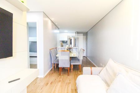 Sala de apartamento para alugar com 2 quartos, 50m² em Jardim Lajeado, Ferraz de Vasconcelos