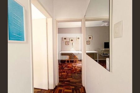 Corredor de apartamento para alugar com 1 quarto, 40m² em Menino Deus, Porto Alegre