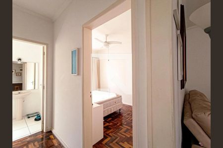 Corredor de apartamento para alugar com 1 quarto, 40m² em Menino Deus, Porto Alegre
