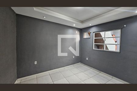 Suíte de casa para alugar com 2 quartos, 80m² em Centro, Nilópolis