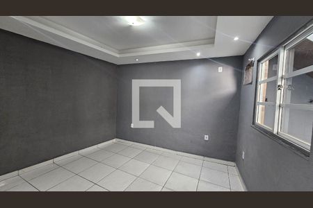 Suíte de casa para alugar com 2 quartos, 80m² em Centro, Nilópolis