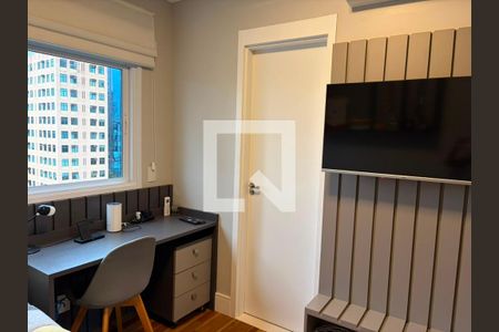 Apartamento para alugar com 3 quartos, 213m² em Santo Amaro, São Paulo