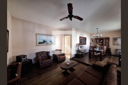Sala de casa à venda com 3 quartos, 279m² em Piratininga, Niterói