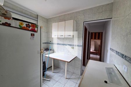 Cozinha de apartamento para alugar com 1 quarto, 44m² em Vila Tupi, Praia Grande