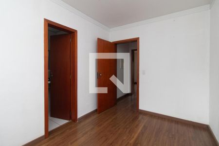 Quarto 1 de casa para alugar com 2 quartos, 128m² em Guarujá, Porto Alegre