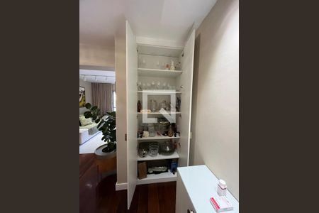 Sala de apartamento para alugar com 3 quartos, 125m² em Vitória, Salvador