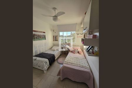 Quarto de casa de condomínio à venda com 3 quartos, 170m² em Itaipu, Niterói