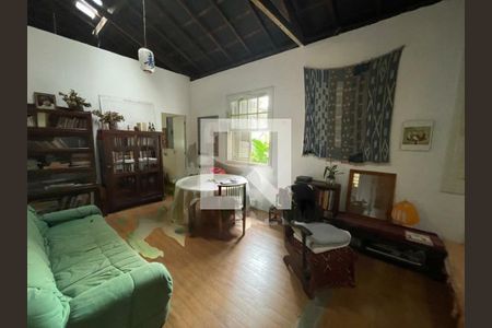 Casa à venda com 3 quartos, 200m² em Vila Romana, São Paulo