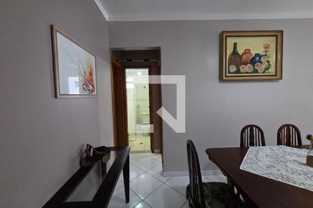 Sala de apartamento para alugar com 3 quartos, 98m² em Guilhermina, Praia Grande