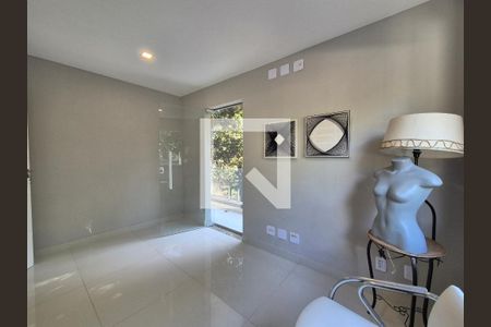 Casa para alugar com 3 quartos, 140m² em Vargem Grande, Rio de Janeiro
