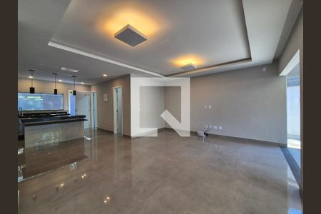 Casa para alugar com 3 quartos, 140m² em Vargem Grande, Rio de Janeiro