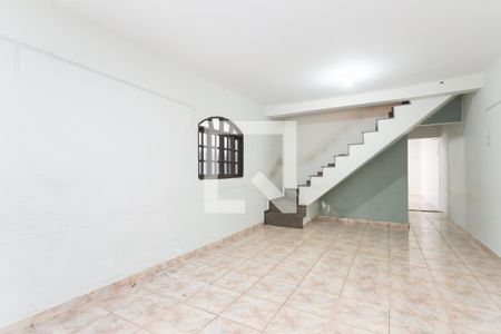 Casa para alugar em Vila Carmosina