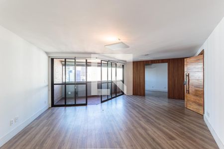 Apartamento para alugar em Indianópolis