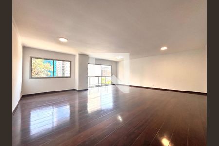 Apartamento para alugar em Itaim Bibi