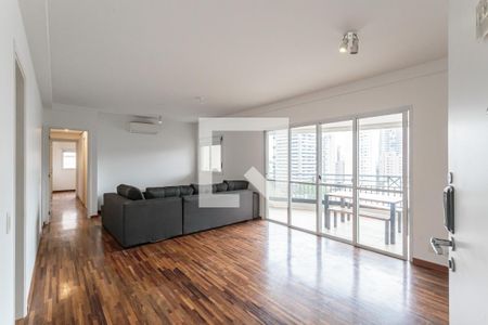 Apartamento para alugar em Indianópolis