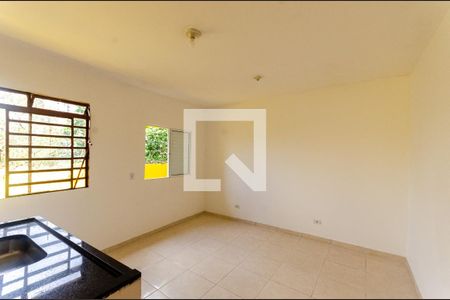 Casa para alugar em Vila Palmeiras