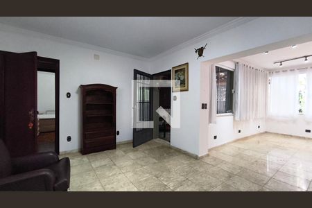 Casa para alugar em Ipiranga