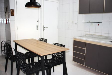 Apartamento para alugar com 89m², 2 quartos e 1 vagaCozinha
