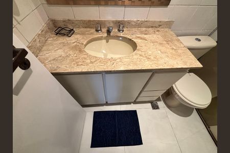 Apartamento à venda com 42m², 1 quarto e 1 vaga Apartamento à venda com 42m², 1 quarto e 1 vagaBanheiro