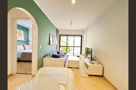 Apartamento à venda com 42m², 1 quarto e 1 vaga Apartamento à venda com 42m², 1 quarto e 1 vagaSala