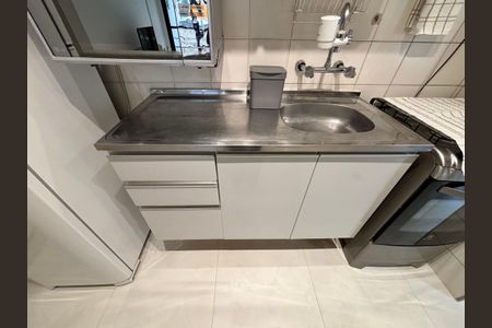 Apartamento à venda com 42m², 1 quarto e 1 vaga Apartamento à venda com 42m², 1 quarto e 1 vagaCozinha