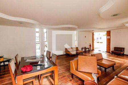 Apartamento à venda com 92m², 3 quartos e 1 vaga Apartamento à venda com 92m², 3 quartos e 1 vagaÁrea Comum