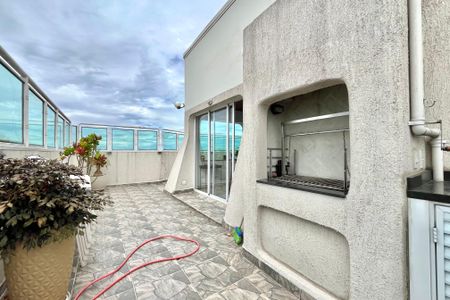 Apartamento à venda com 140m², 3 quartos e 2 vagasChurrasqueira