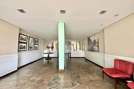 Apartamento à venda com 140m², 3 quartos e 2 vagasHall social