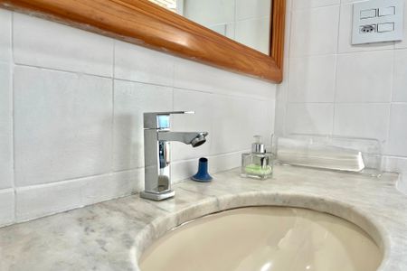 Apartamento à venda com 140m², 3 quartos e 2 vagasLavabo